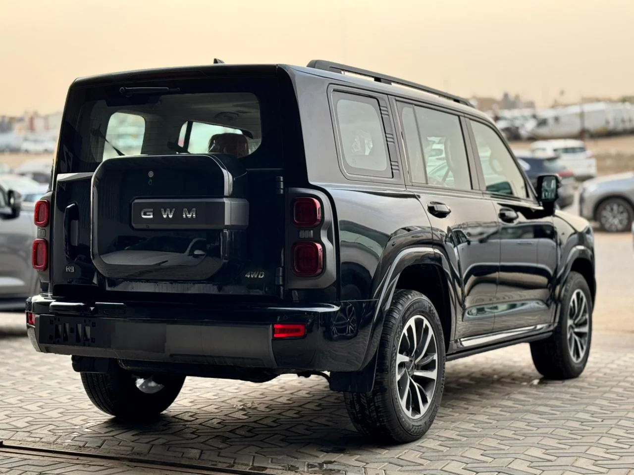 هافال H9 نص فل 2.0L تيربو دفع رباعي 2026 جديدة | معرض نخبتي للسيارات الرياض — صورة خارجية | نخبتي للسيارات
